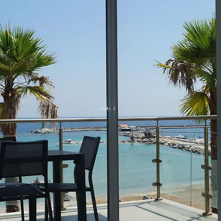 Tyrrenia Apart-hotel 3*