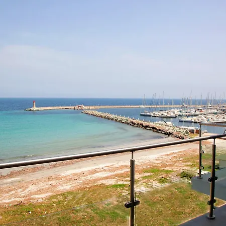 Tyrrenia 아파트호텔