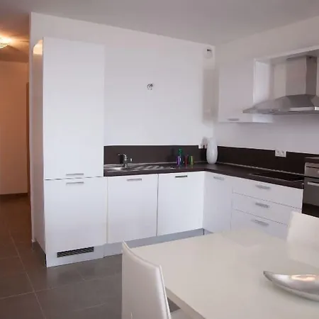 Tyrrenia 마시나조