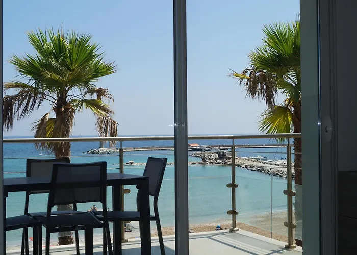 Tyrrenia Apartmanhotel 4*