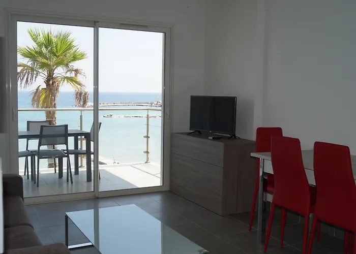 Tyrrenia Apartmanhotel