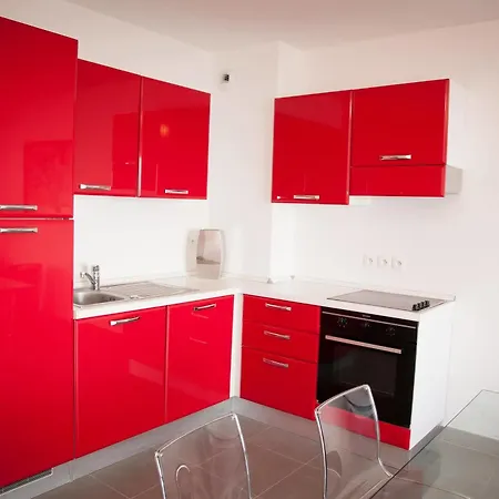 Aparthotel Residence Villa Tyrrenia 4*