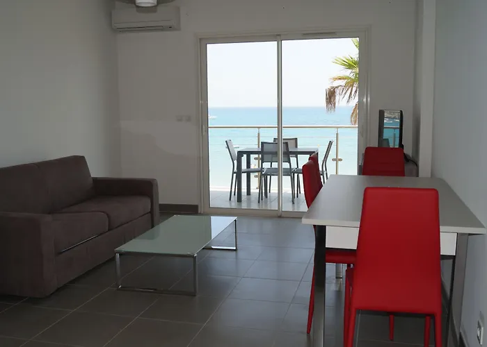 Lejlighedshotel Tyrrenia 4*